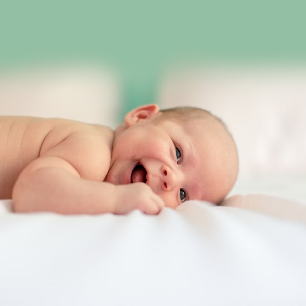 Wenn Babys lachen, schmelzen die Herzen